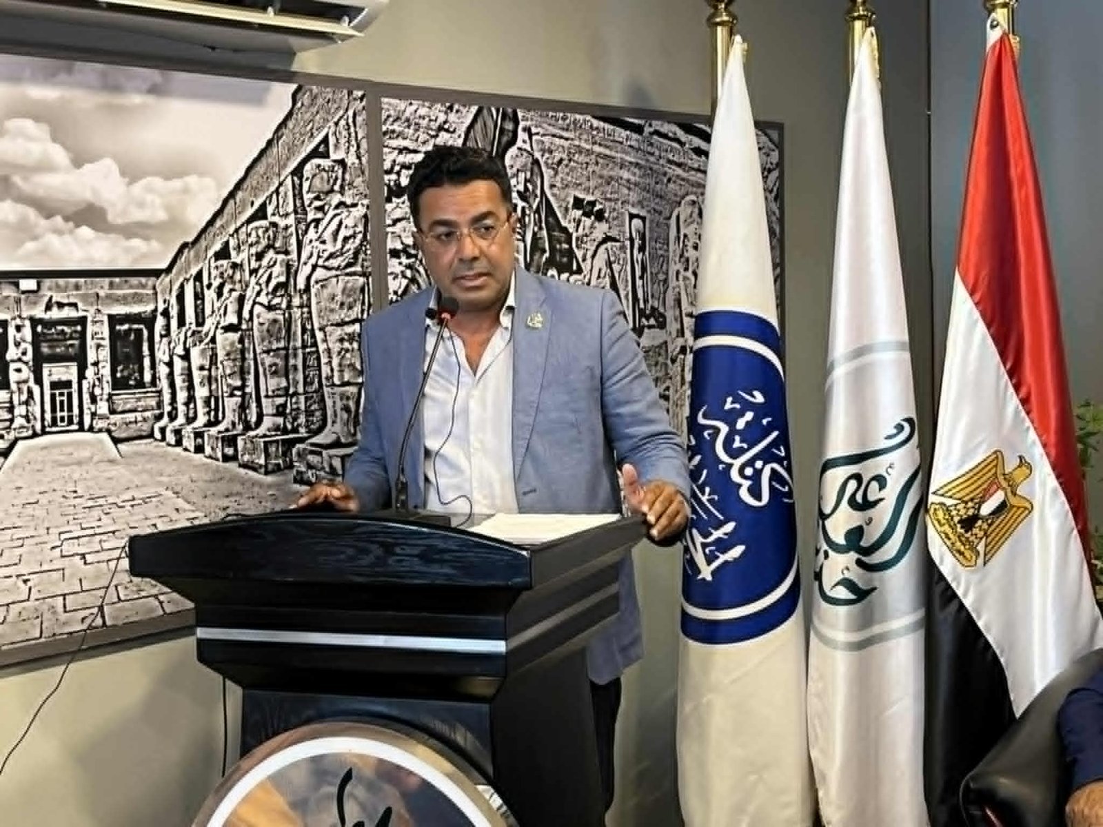 دكتور باسل عادل رئيس حزب الوعي