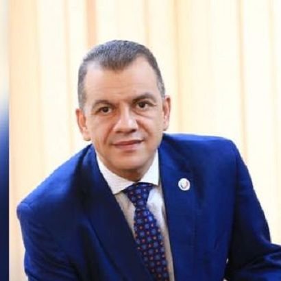 دكتور أحمد عطا 