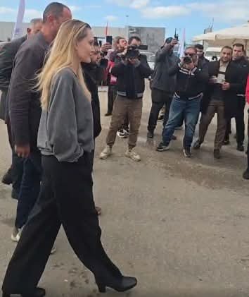 أنجلينا جولي