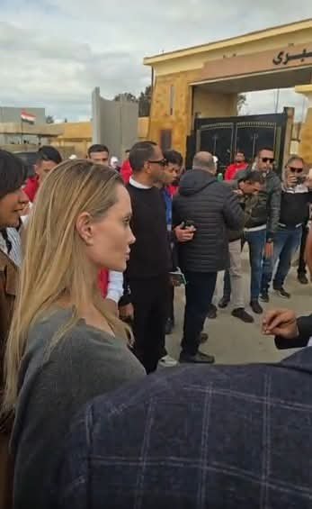 أنجلينا جولي